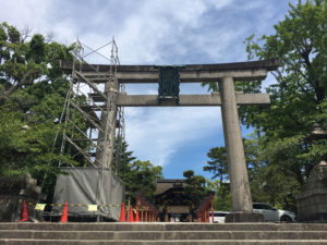 Toyokuni Shrine's torii